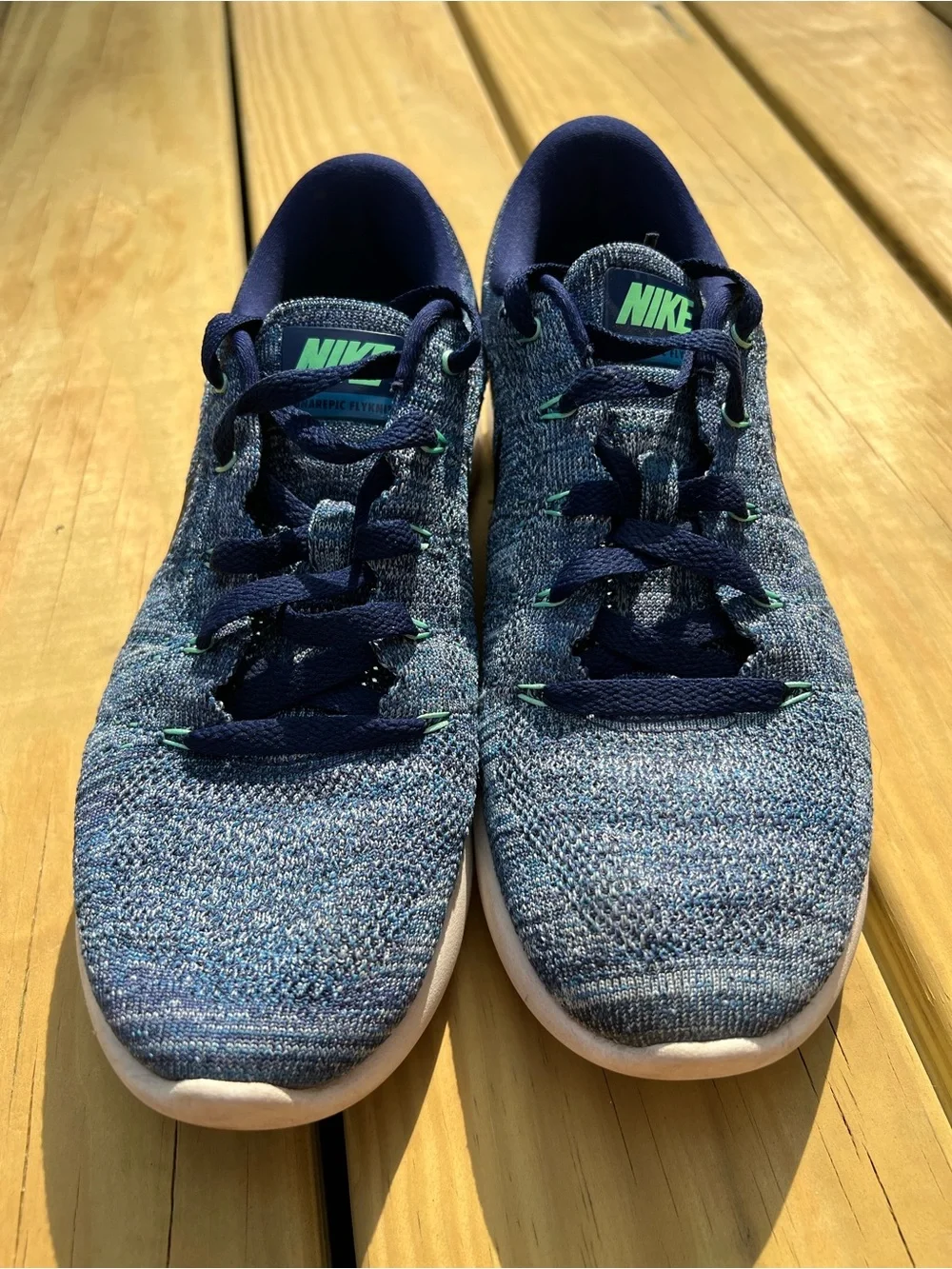Nike lightweight sneakers